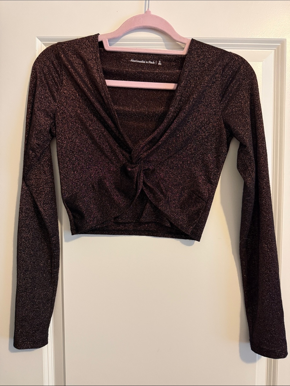 Abercrombie & Fitch Metallic Twist-Front Long Sleeve Crop Top - Brown